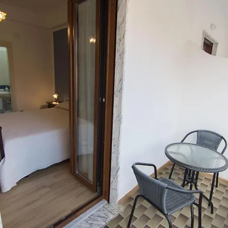 ゲストハウス Relax Da Carmen